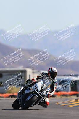 media/May-12-2024-SoCal Trackdays (Sun) [[ad755dc1f9]]/7-Turn 16 (915am)/